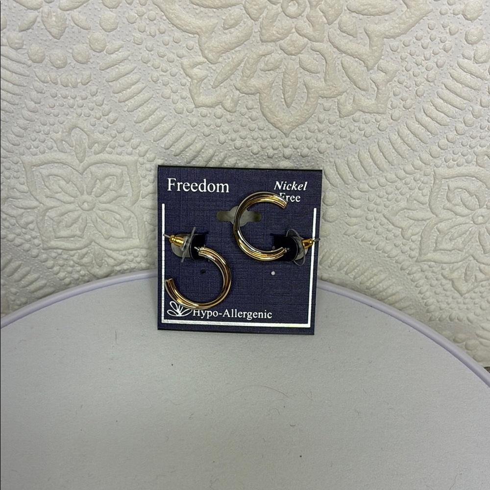 Hypoallergenic Gold Earrings